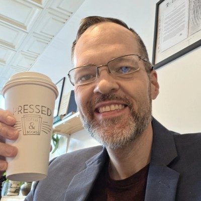 Team photo of David Strausser, founder and CEO of Dead Brands, LLC
